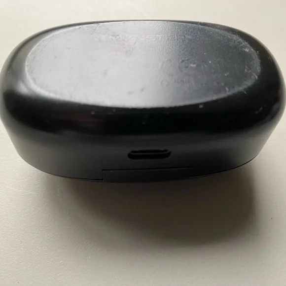 Monster Achieve 100 Airlinks Earbuds